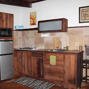 machukas-black-sand-apartment-1.top-hotels-puertorico.com/